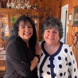 Meet your Posher, Angie